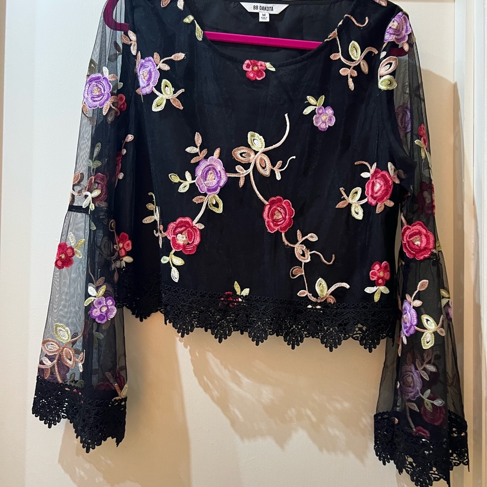 BB Dakota Black Mesh Top with Floral Embroidery Size M